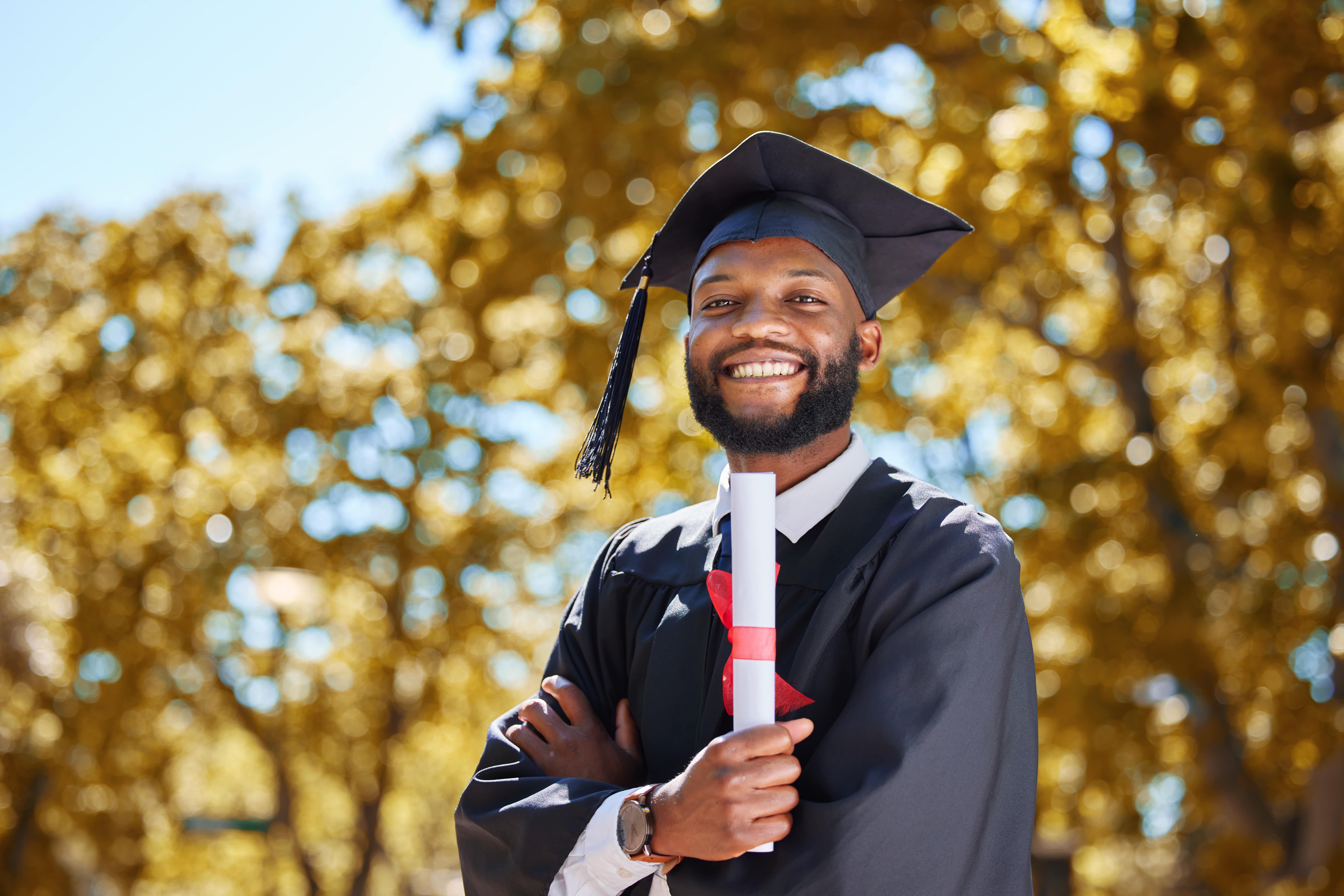 Difference Between a Certificate and an Associate Degree